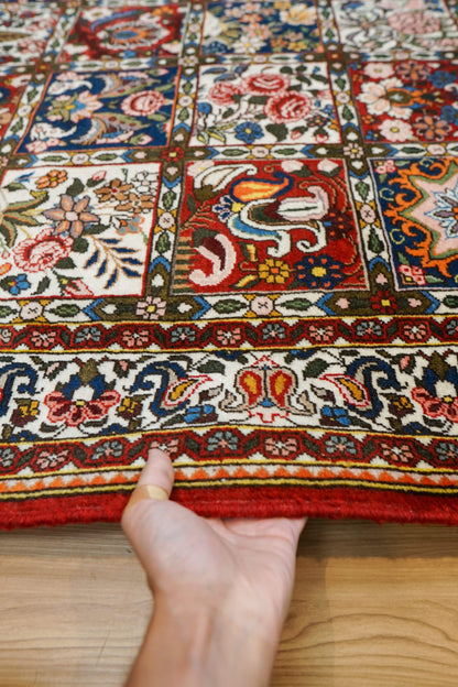  ペルシャ絨毯 バクティアリ産 202×136cm