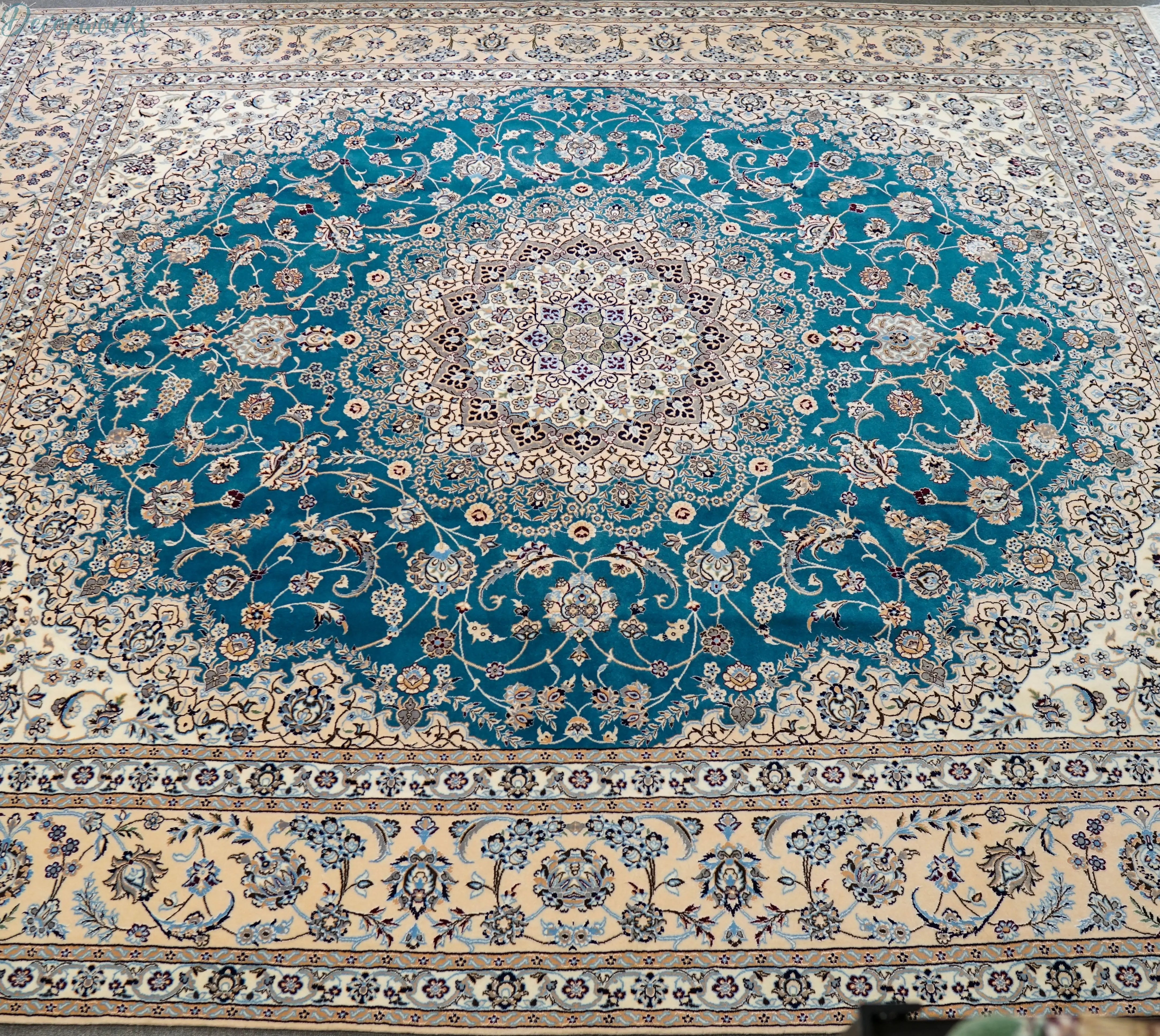 ペルシャ絨毯　ナイン産　ヴィンテージ美品　175x107 (工房サイン有り) ペルシャ絨毯 ナイン産 ヴィンテージ美品 175x107 (工房サイン