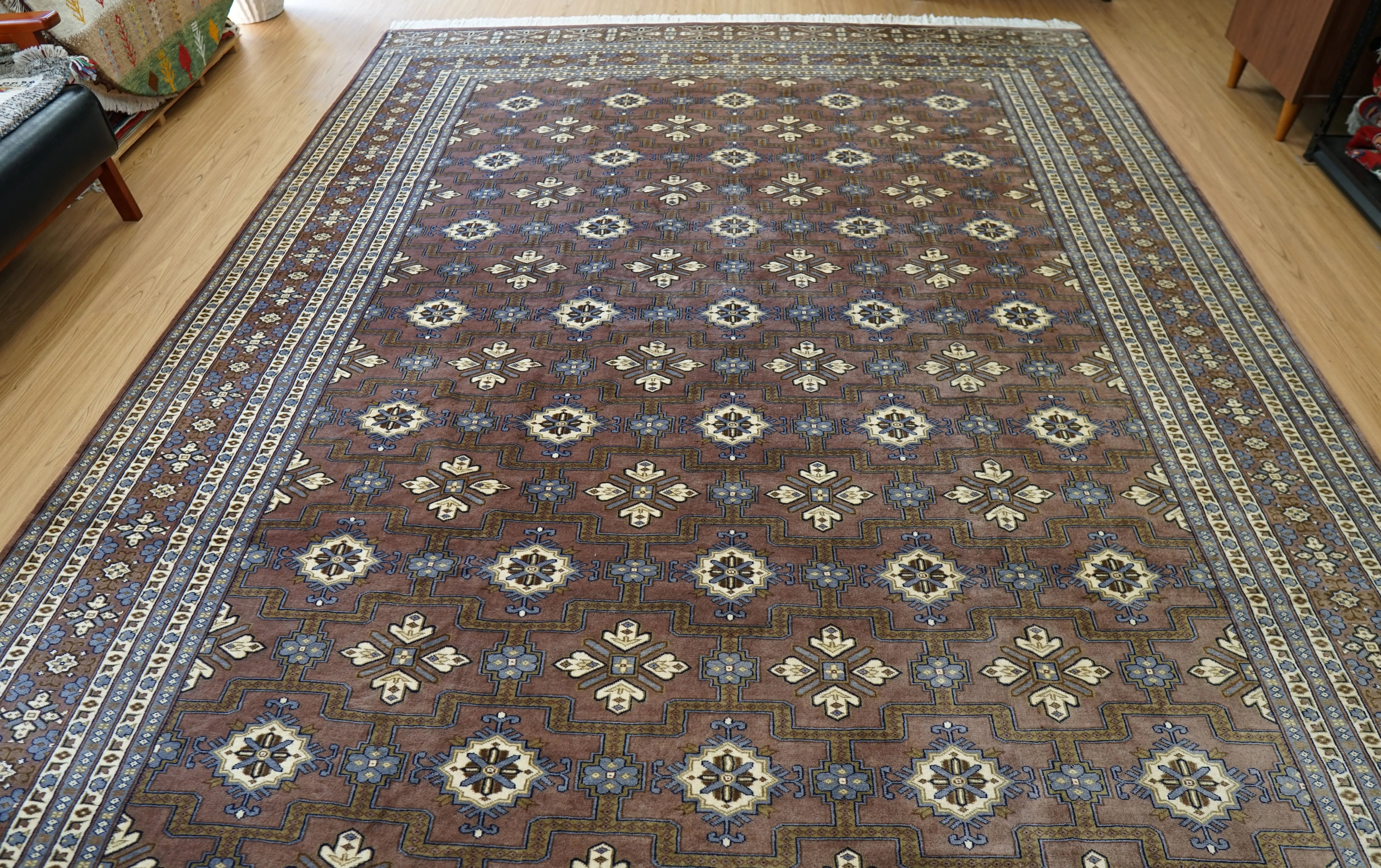 新品・未使用　パキスタン手織り絨毯　ウール100%　グリーン パキスタン絨毯 ウール100％ 手織り絨毯 ムガール 玄関マット 約62