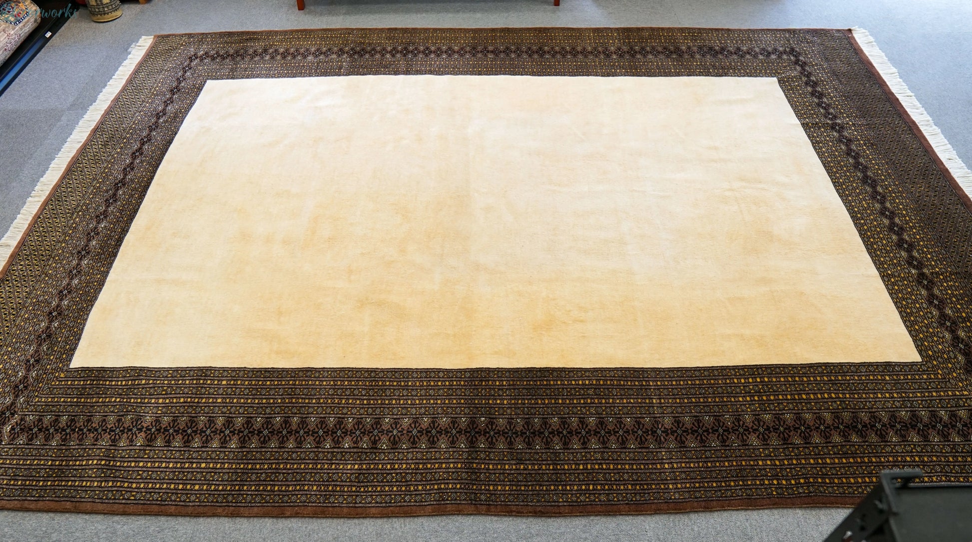 310×220cm【パキスタン手織り絨毯 Decorworks