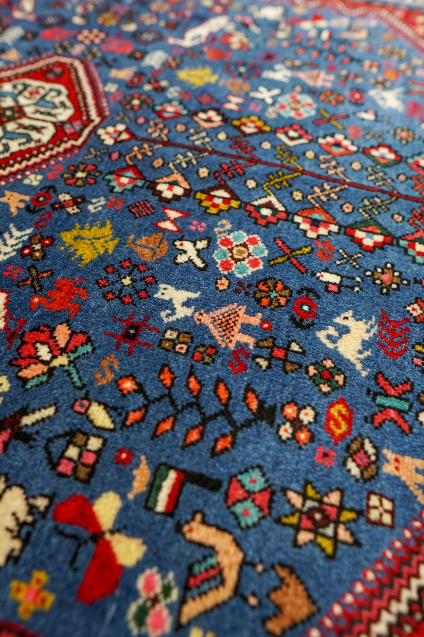 152×105cm　 ペルシャ手織り絨毯 アバデ Decorworks