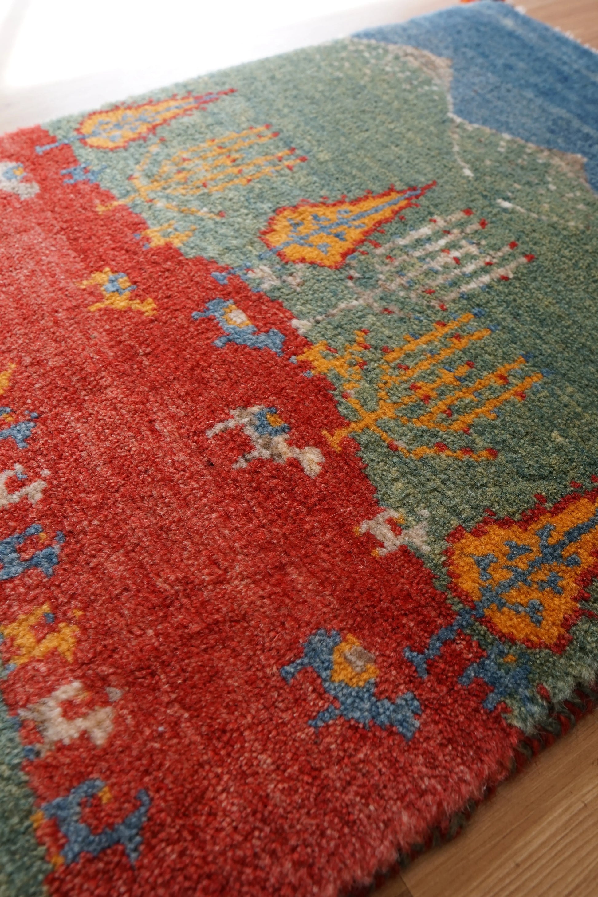 Collection 80×53cm  ペルシャ絨毯 手織りギャッベアマレ族