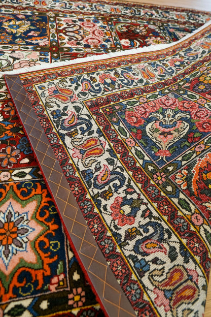  ペルシャ絨毯 バクティアリ産 202×136cm