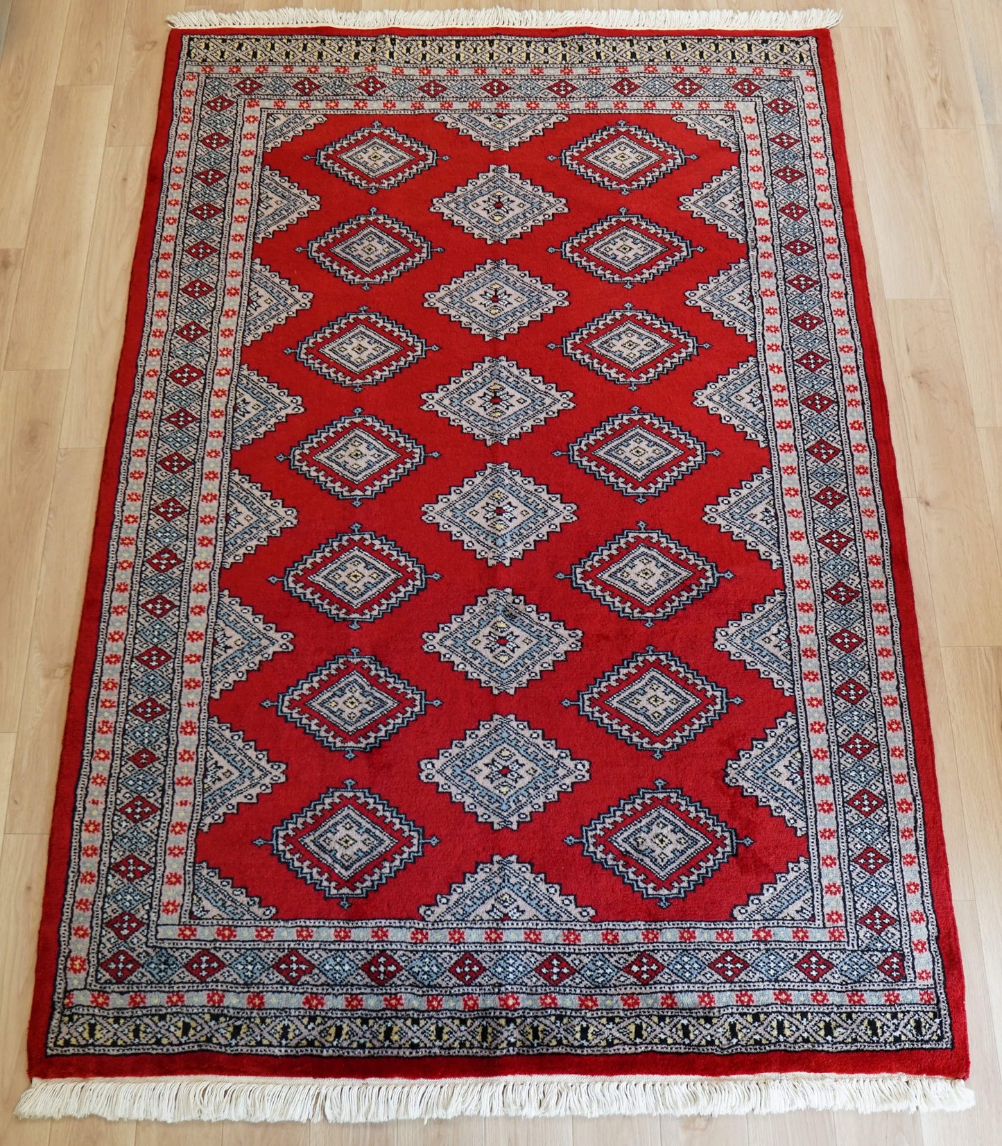  183×126cm パキスタン手織り絨毯