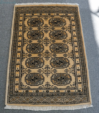 90×63cm パキスタン手織り絨毯 Decorworks