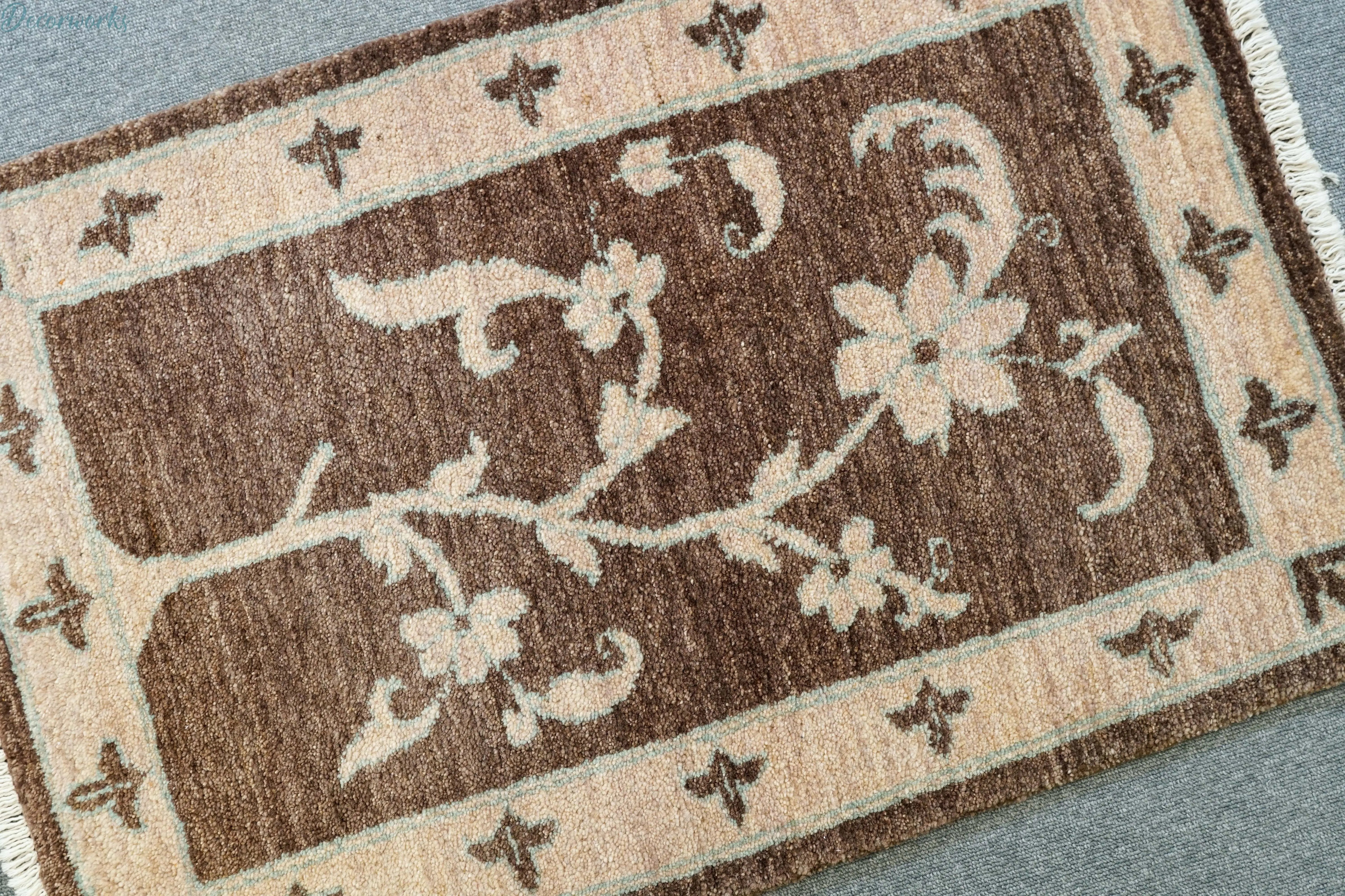 47x74cmパキスタン手織りマット(437)ギャッベ・ペルシャ・毛・じゅうたん 47x74cmパキスタン手織りマット(437)ギャッベ・ペルシャ・毛