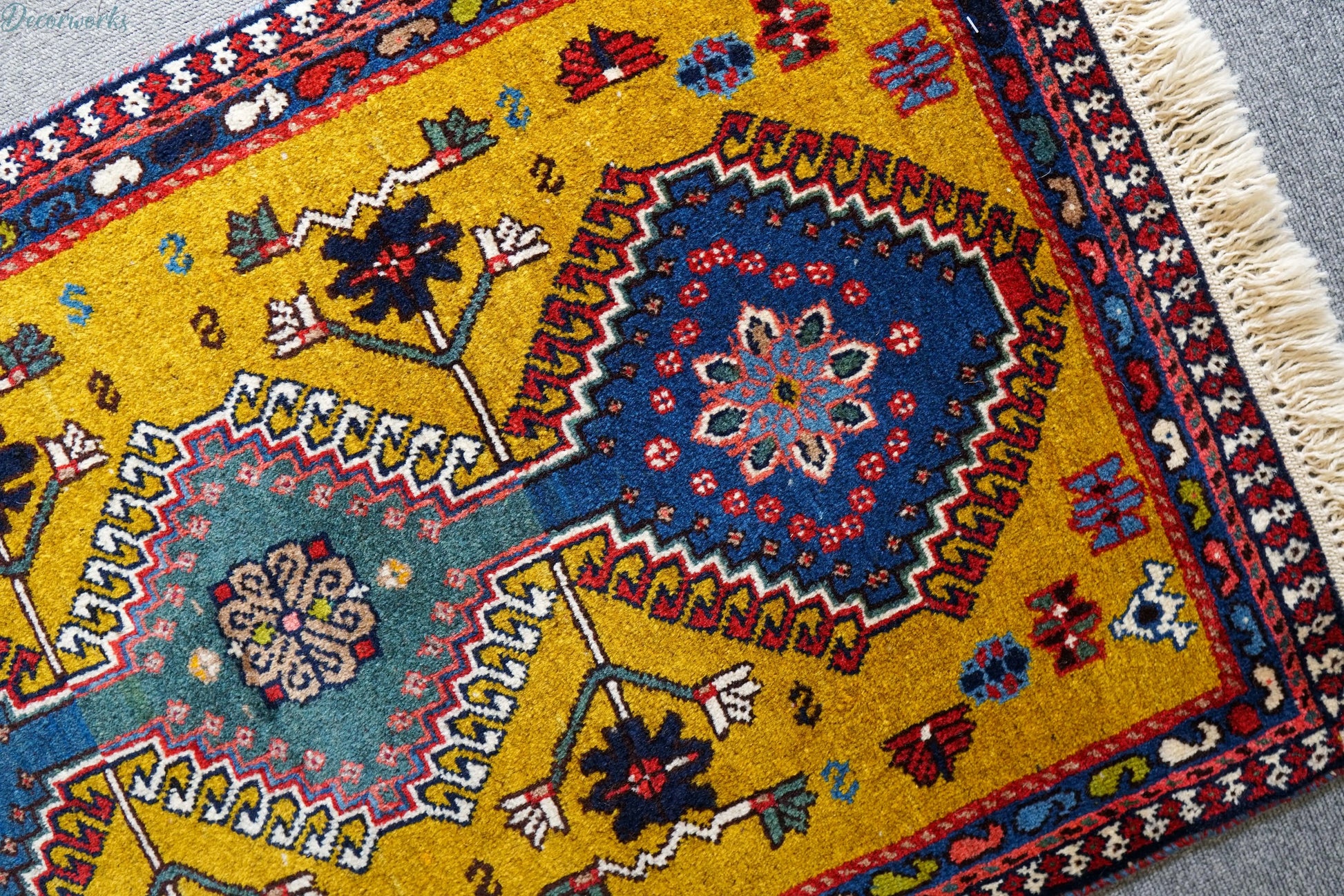 98×60cm ペルシャ絨毯 ヤラメ 手織り Decorworks