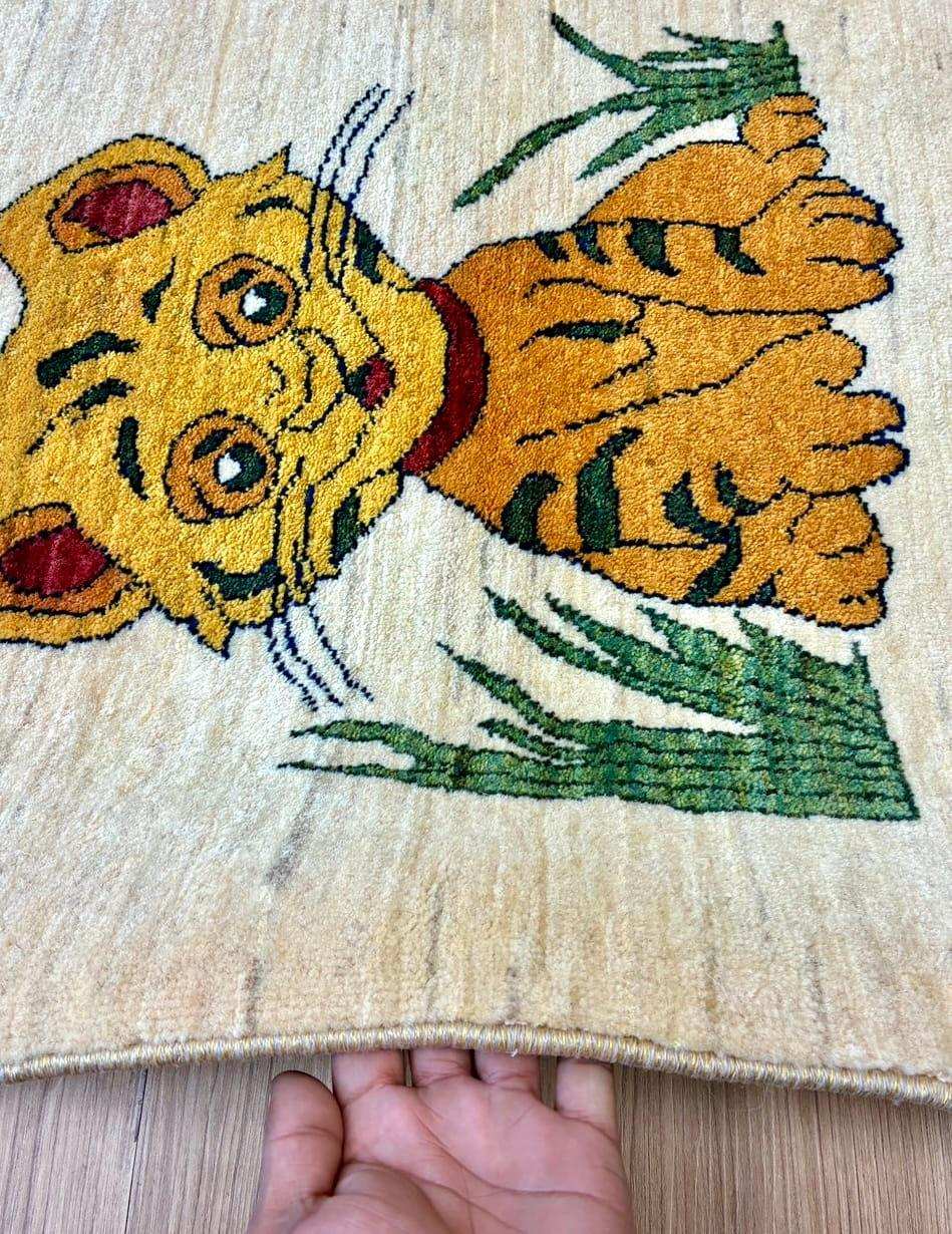  手織りペルシャ絨毯 カシュクリ ギャッベ リズ　バフト ギャベ 91×65cm｜高密度ウール・やわらかく丈夫 ライオン（子トラ）柄 玄関マット