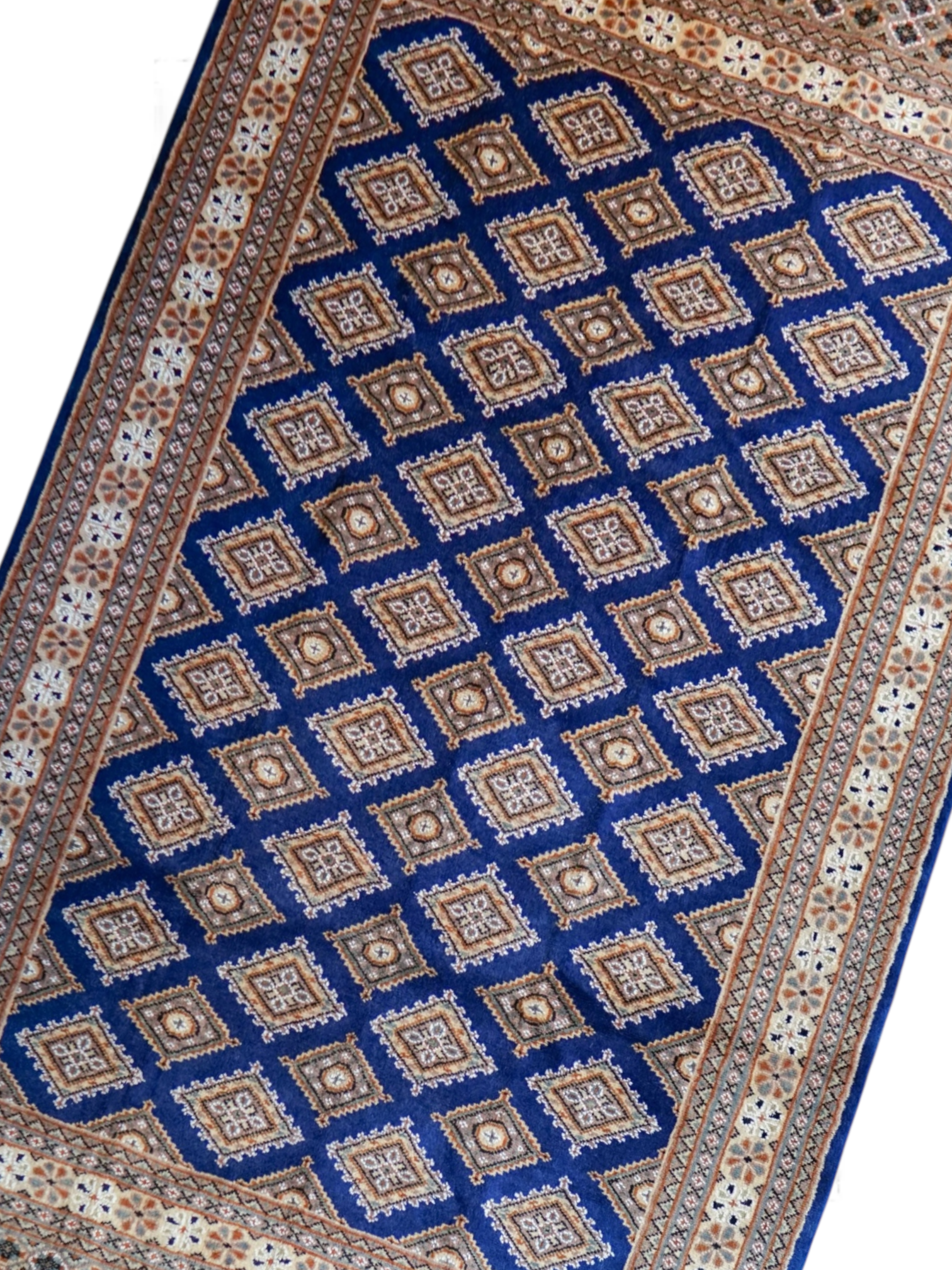  パキスタン手織り絨毯 185×126cm . トライバルラグ