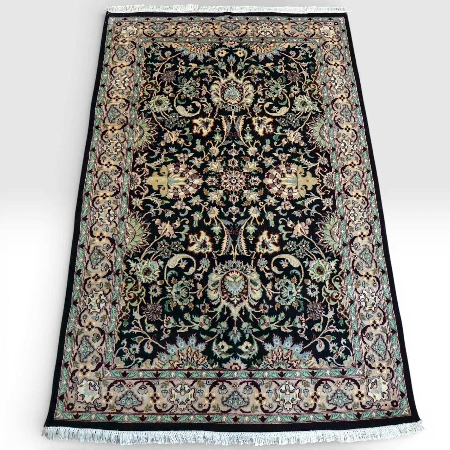  パキスタン手織り絨毯 191×121cm ペルシャ調オリエンタルデザイン・ニュージーランド産ウール 高密度ノット