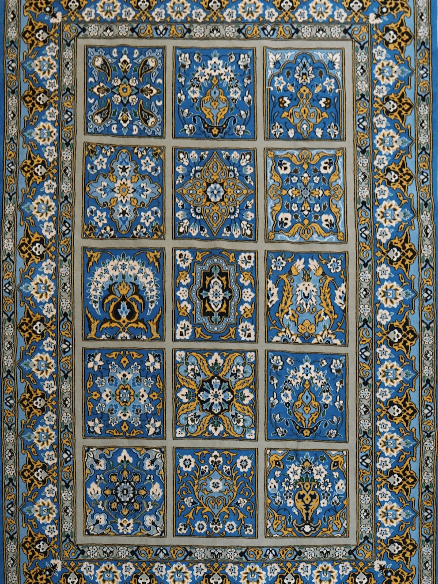  手織り ペルシャ絨毯 ナイン産 194×140cm