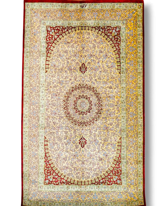  ペルシャ絨毯 クム産 シルク100% 手織りラグ 121×78cm