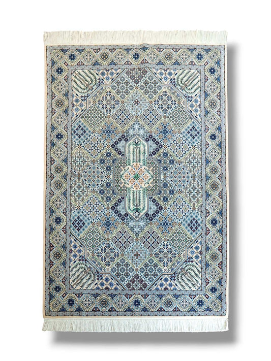  手織りペルシャ絨毯 ナイン産 シシュラ 165×120cm｜ウールとシルク ジョシャガンデザイン