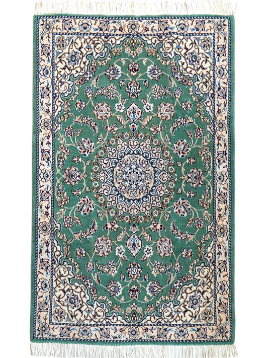  116×78cm ペルシャ手織り絨毯 ナイン産
