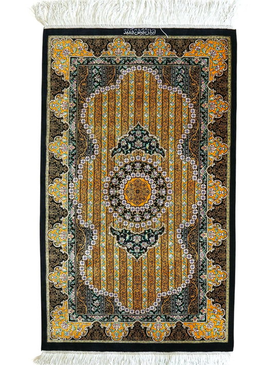 ペルシャ絨毯 クム産シルク100% ハミード工房 92×59cm