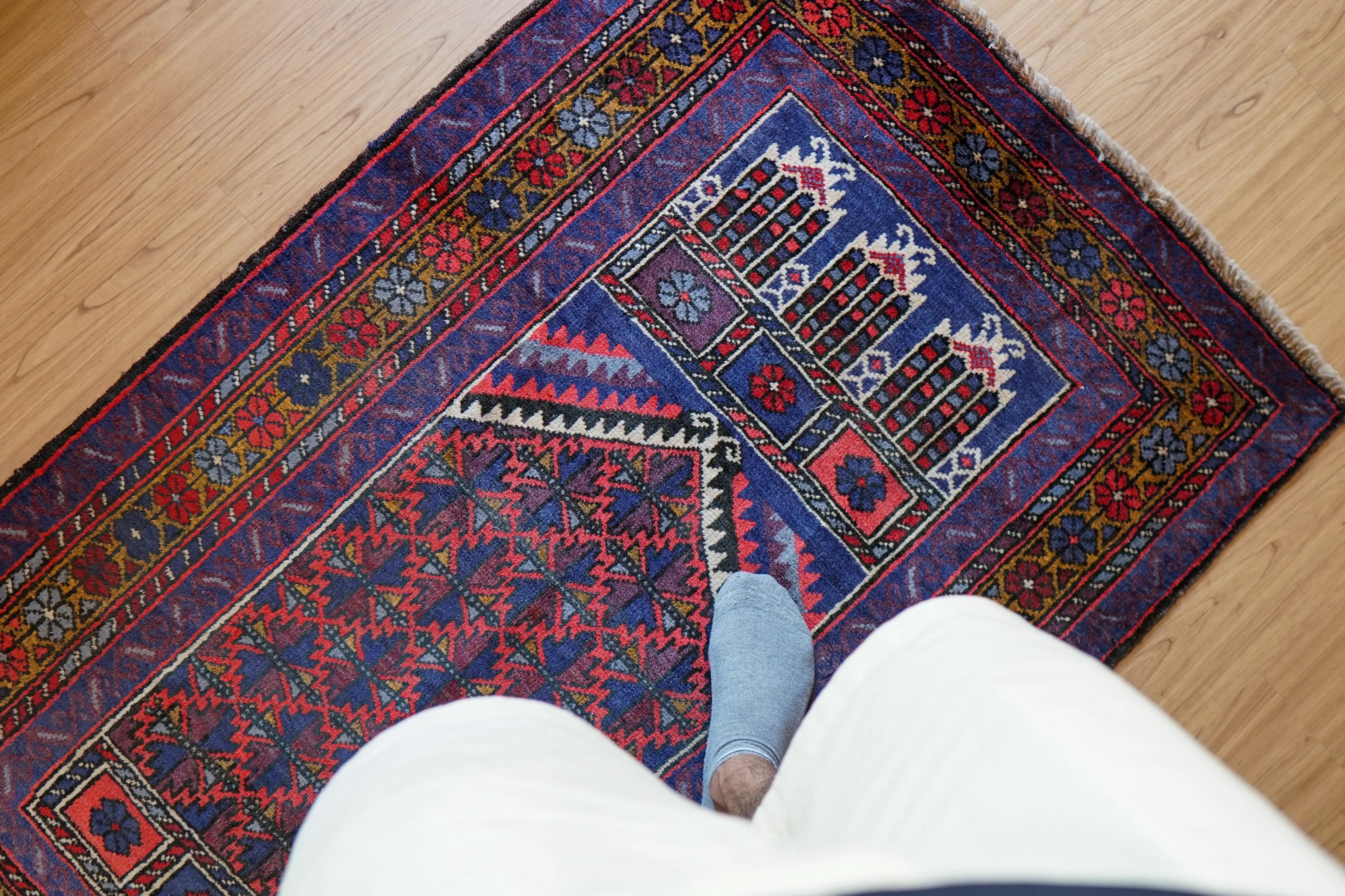 バルーチ族手織り絨毯ヴィンテージ トライバルラグ Prayer Rug