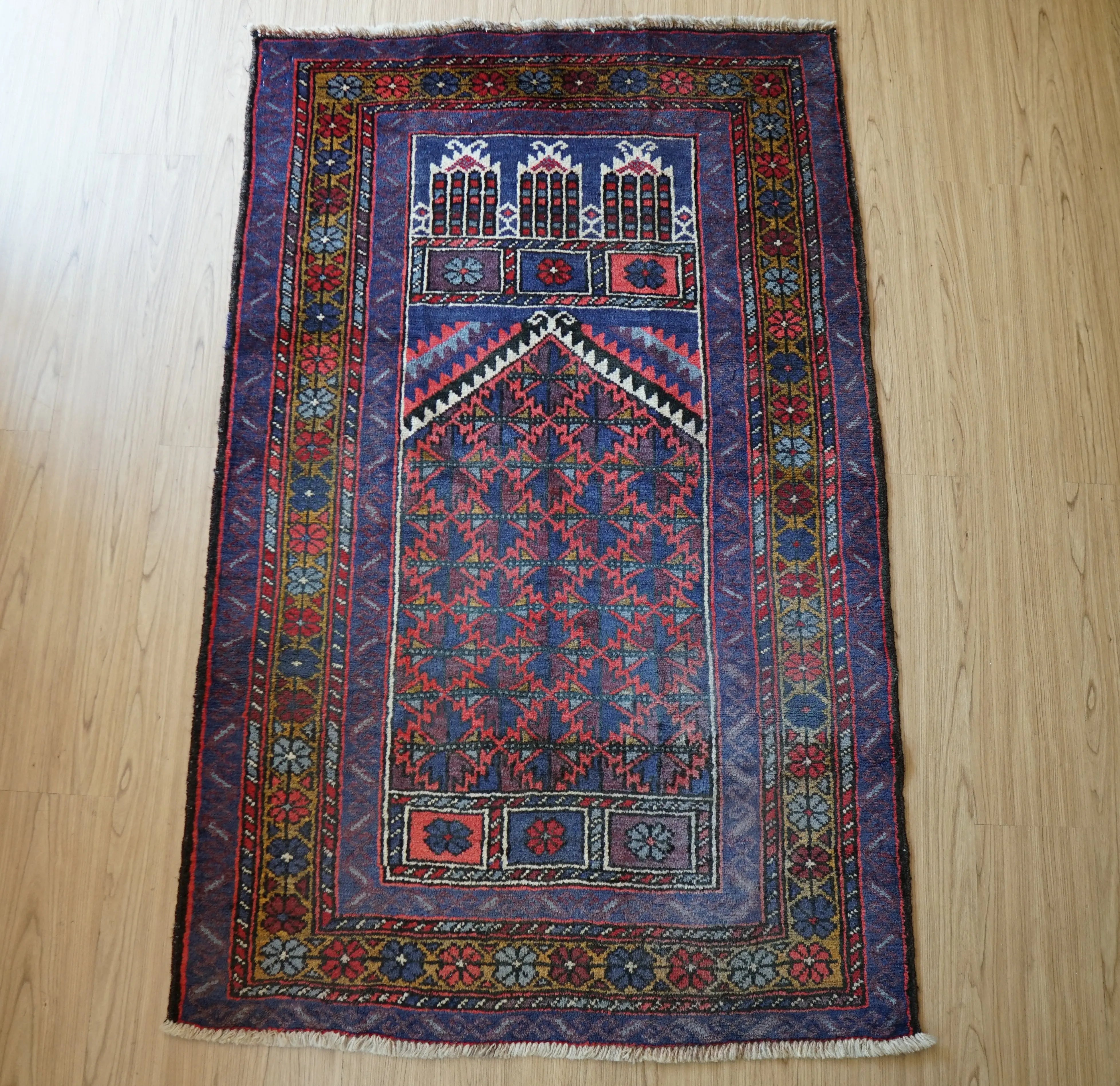 バルーチ族手織り絨毯ヴィンテージ トライバルラグ Prayer Rug