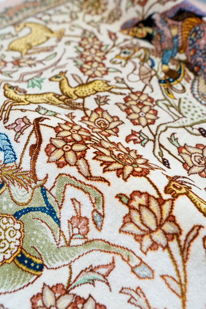 88×66cm　【ペルシャ絨毯　クム産　ラザイー房　シルク 100%　】証明書付 Decorworks