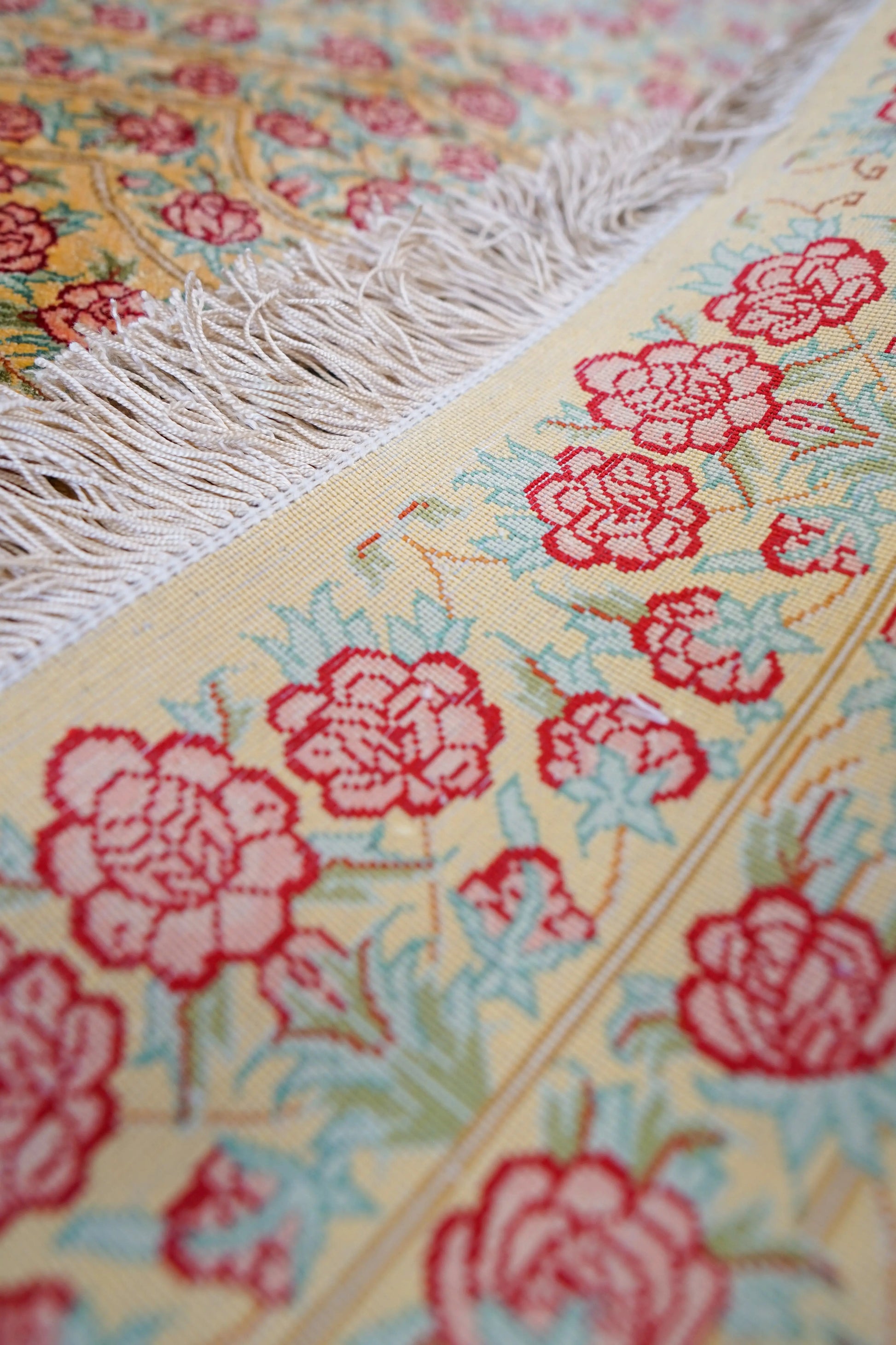 150×100cm　【ペルシャ手織りクム産のシルク100%絨毯】証明書付 Decorworks