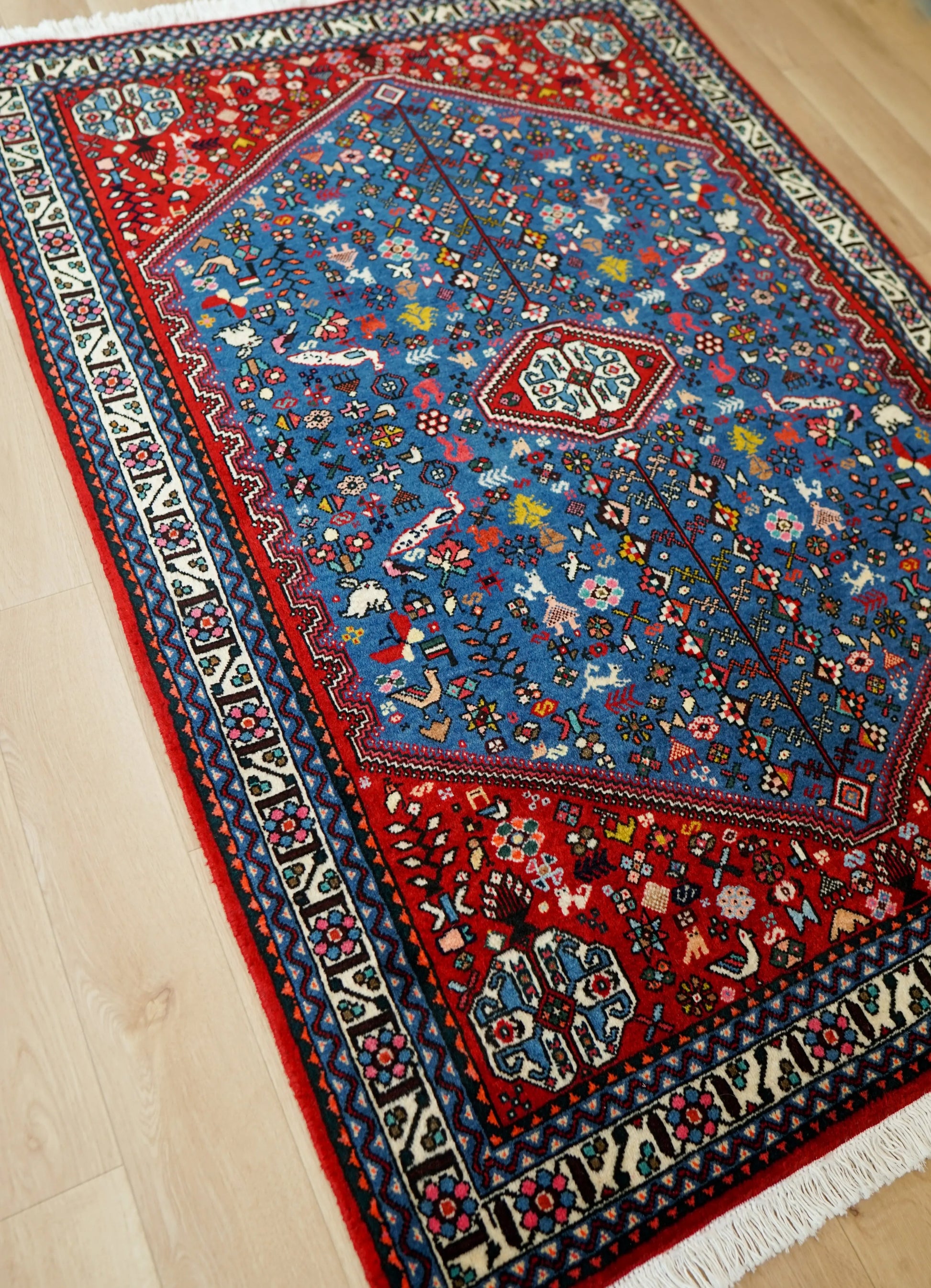 152×105cm　 ペルシャ手織り絨毯 アバデ Decorworks