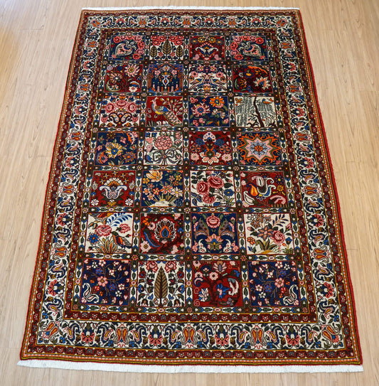  ペルシャ絨毯 バクティアリ産 202×136cm