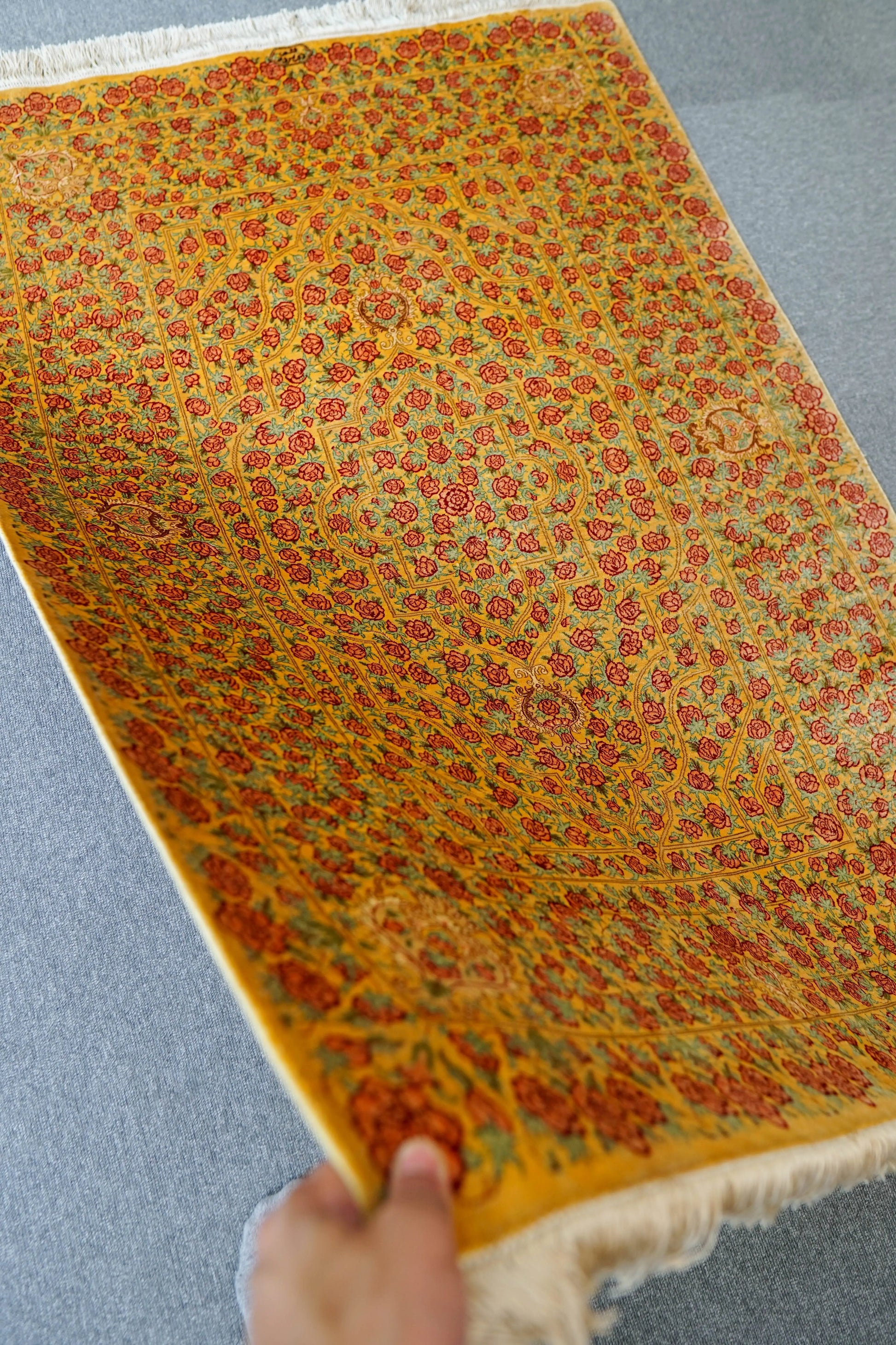 150×100cm　【ペルシャ手織りクム産のシルク100%絨毯】証明書付 Decorworks