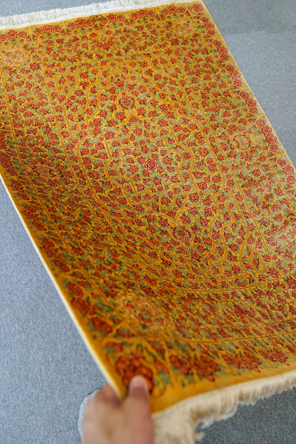 150×100cm　【ペルシャ手織りクム産のシルク100%絨毯】証明書付 Decorworks