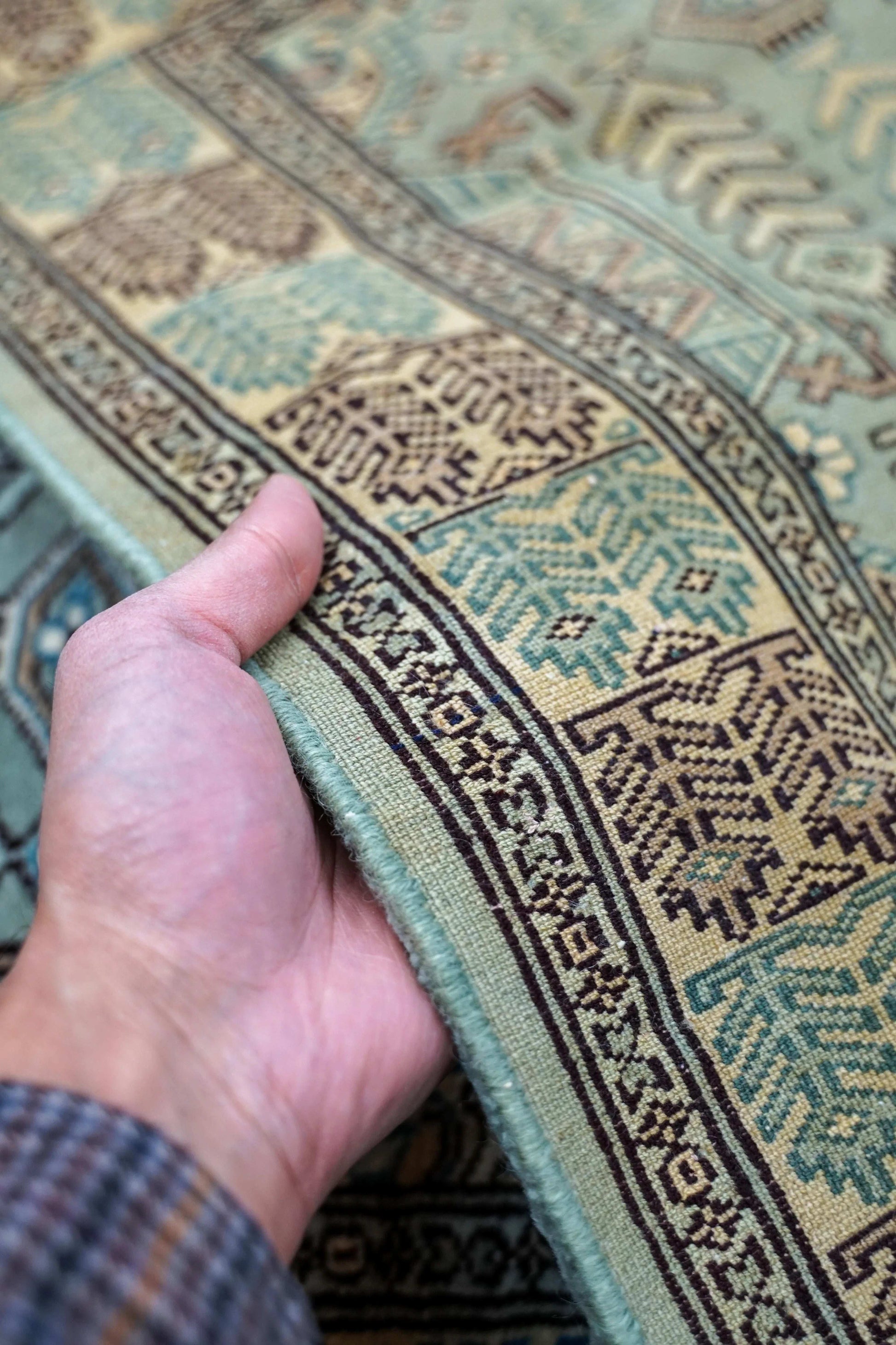  123×81cm パキスタン手織り絨毯
