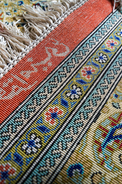  ペルシャ絨毯 クム産 100％シルク 手織り 90×56cm