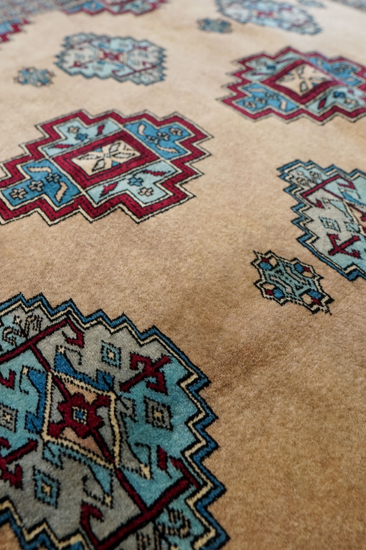  パキスタン手織り絨毯 246×160cm Fine Quality 11/22