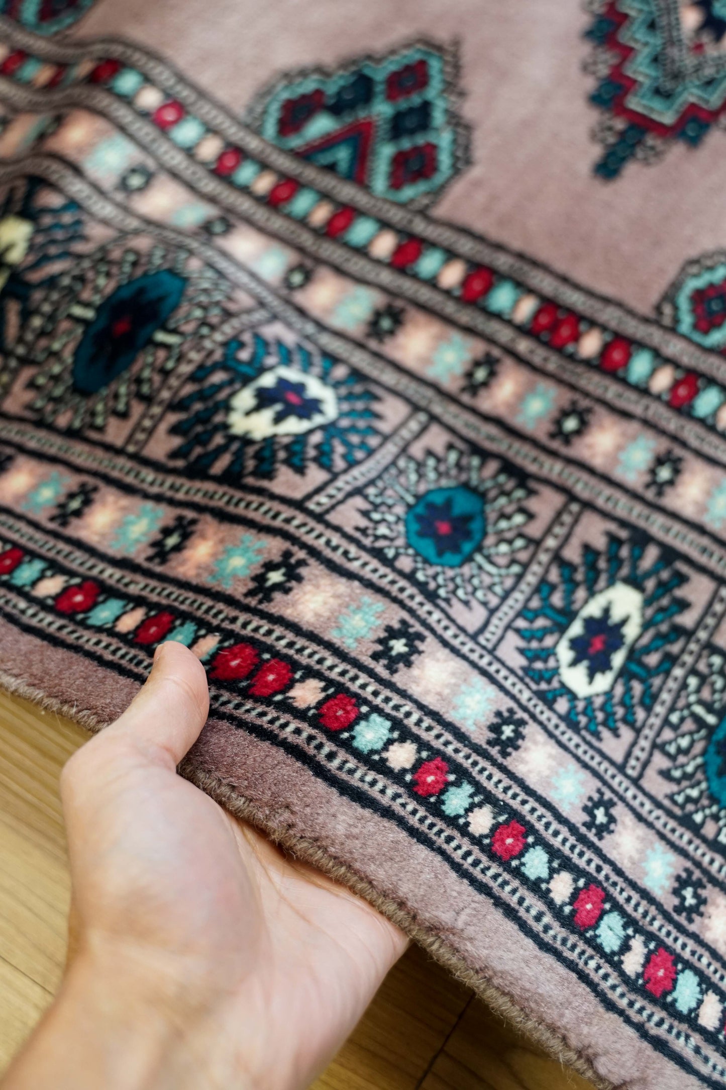  パキスタン手織り絨毯 147×76cm｜ニュージーランド産ウール使用 上質ウーステッドウール トライバルデザイン