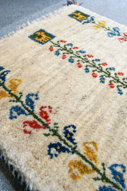 80cm×52cm【ペルシャ絨毯 手織りギャッベ】アマレ族ギャッベ ギャベ Decorworks