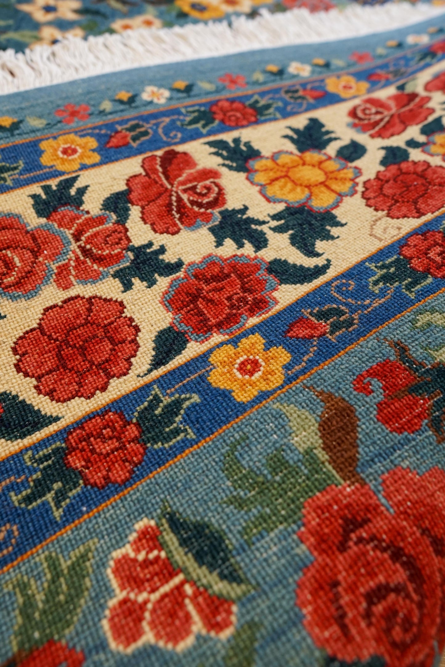 ペルシャ絨毯  バラミン waramin 235×166cm