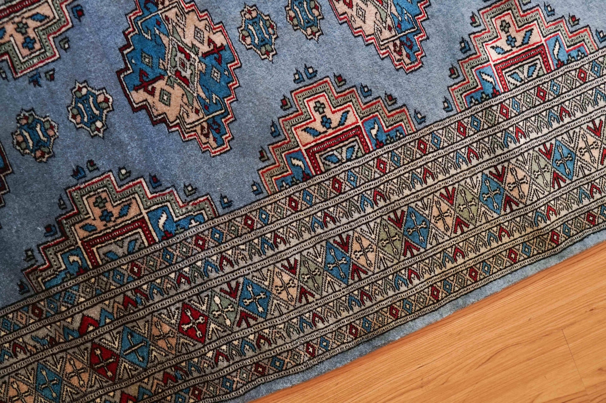  パキスタン手織り絨毯 トライバルラグ　ペルシャ絨毯 171×121cm