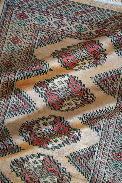  パキスタン手織り絨毯 ジャルダール柄 メリノウール 123×80cm