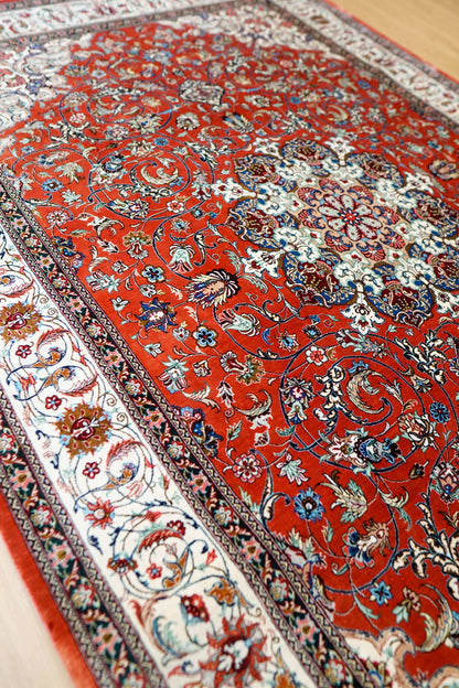 ペルシャ絨毯 クム産 モハマディ工房 シルク100% 197×130cm｜手織り 高密度シルクラグ メダリオンデザイン - Decorworks