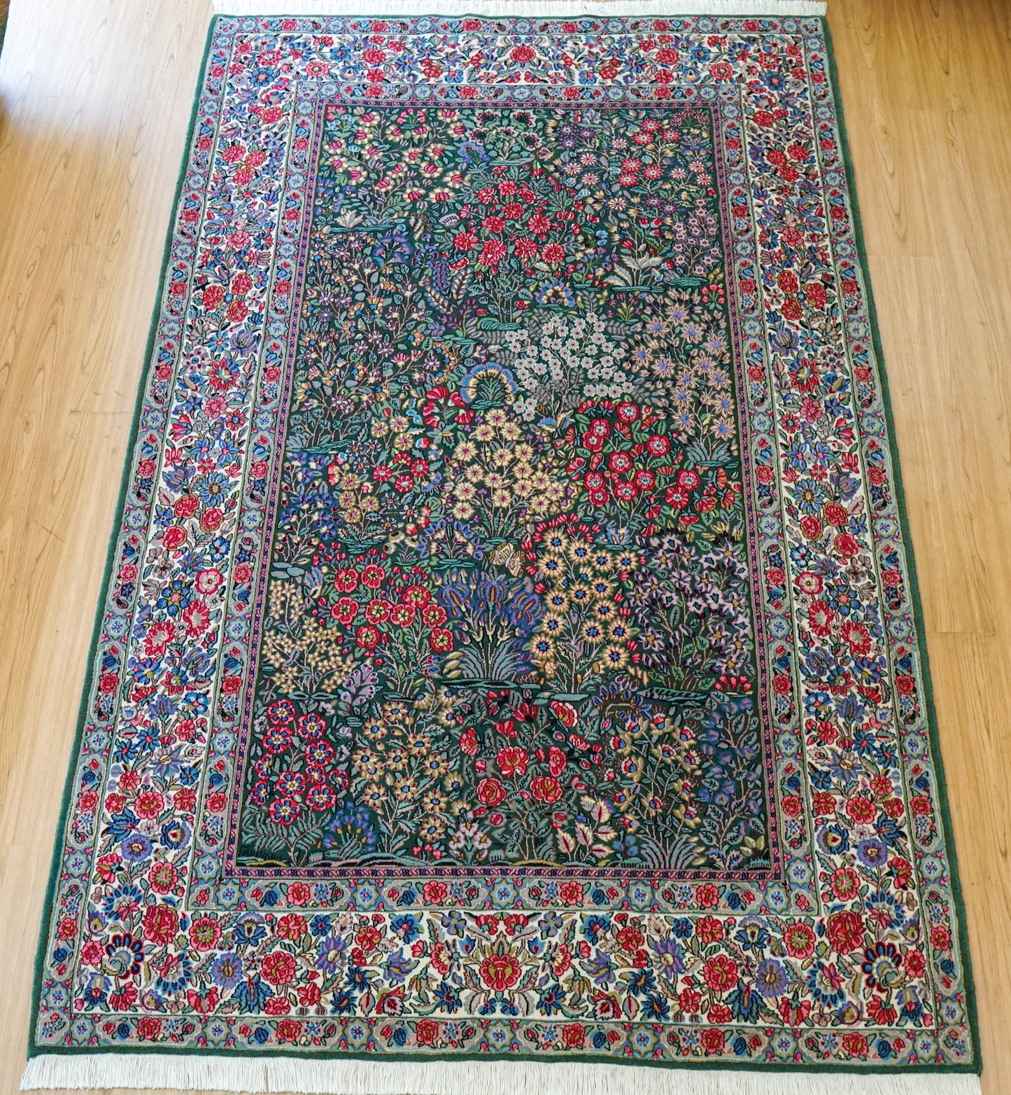  ペルシャ絨毯　ケルマン産  245×155cm　