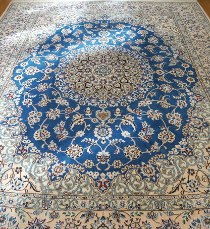  ペルシャ絨毯 ナイン産 250×204cm　