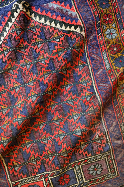  手織りペルシャ絨毯 バルーチ族製 Prayer Rug ヴィンテージ トライバルラグ141×89cm