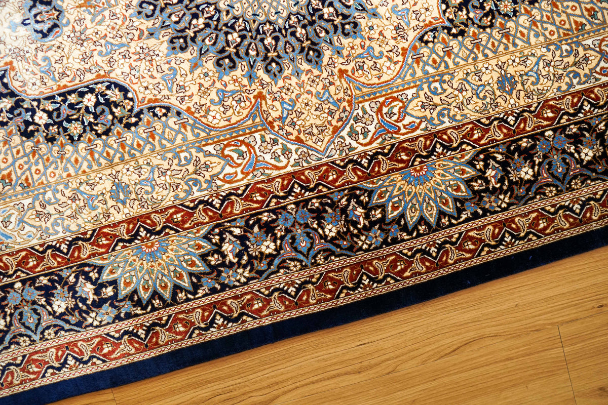  ペルシャ絨毯 クム産 シルク100％ モラー工房 120×78cm