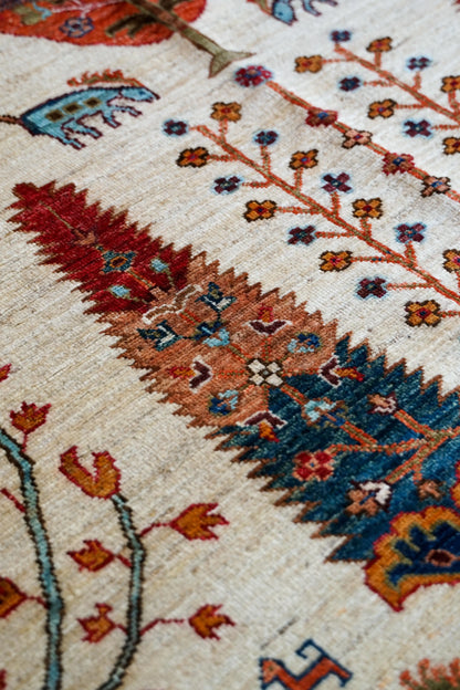  アフガニスタン 手織りガズニギャッベ 203×154cm｜草木染め・生命の木と動物文様