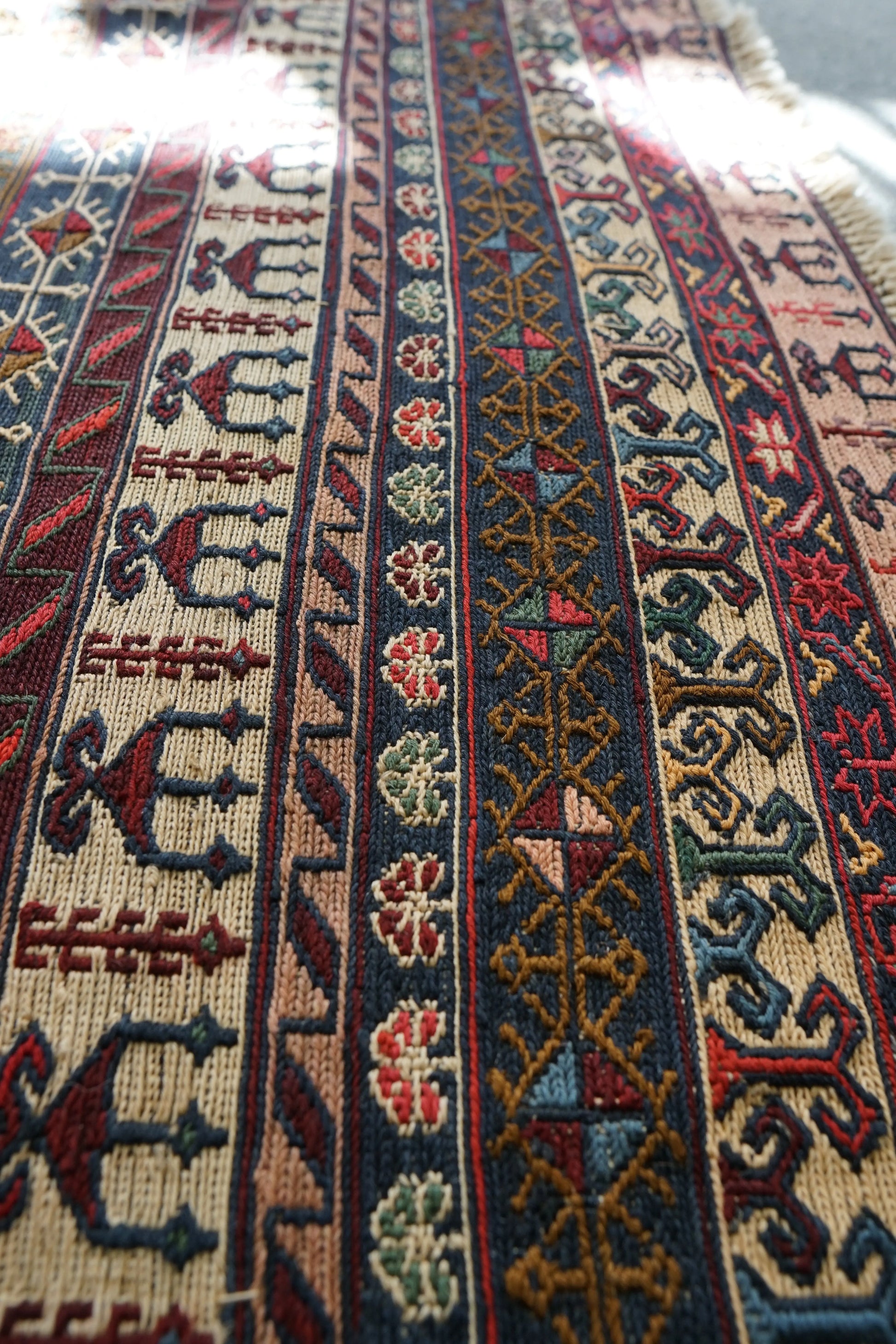 190×141cm  ペルシャ手織りキリム Decorworks