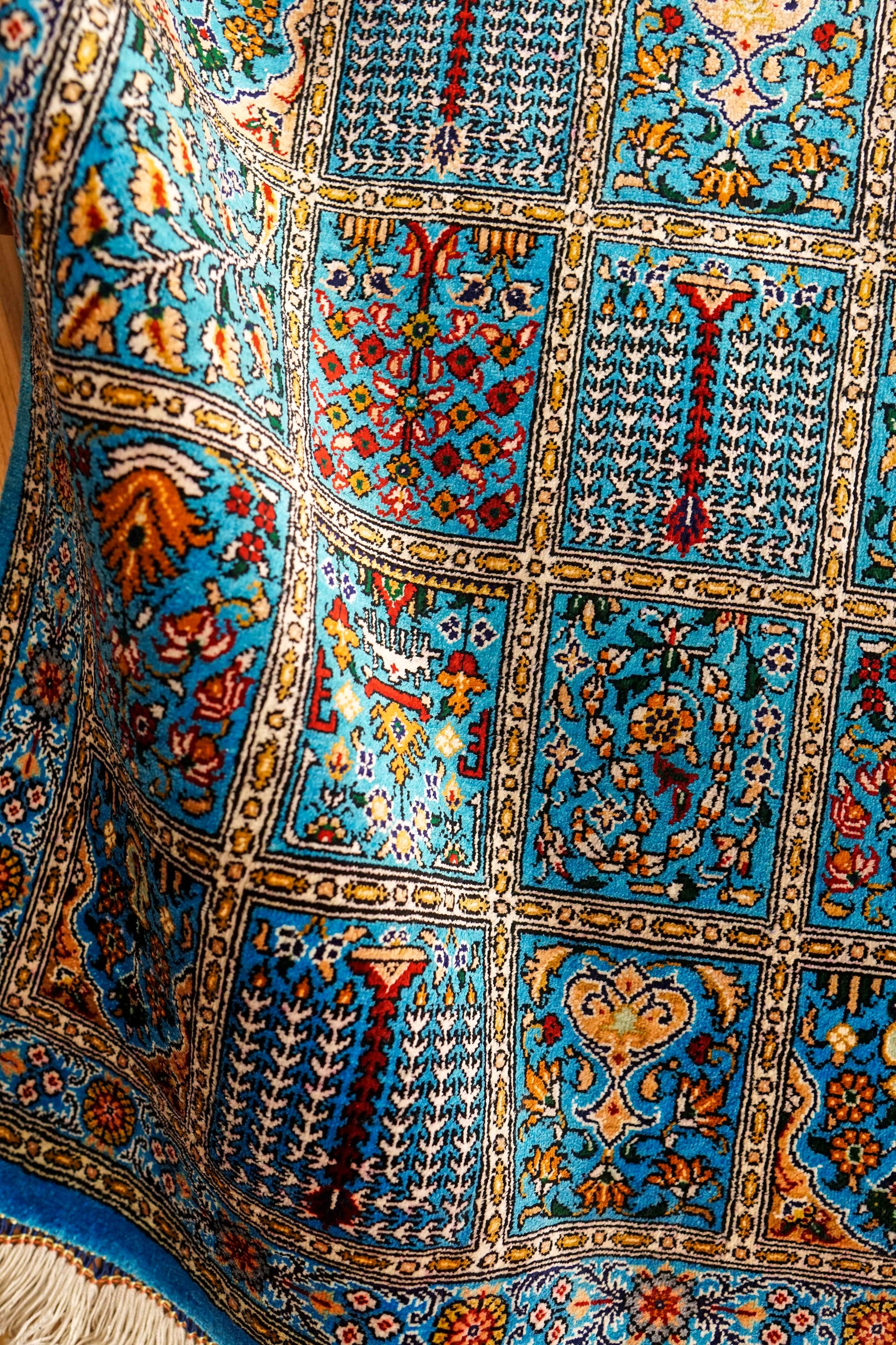  ペルシャ絨毯 クム産 モスサビ房 シルク 89×56cm　