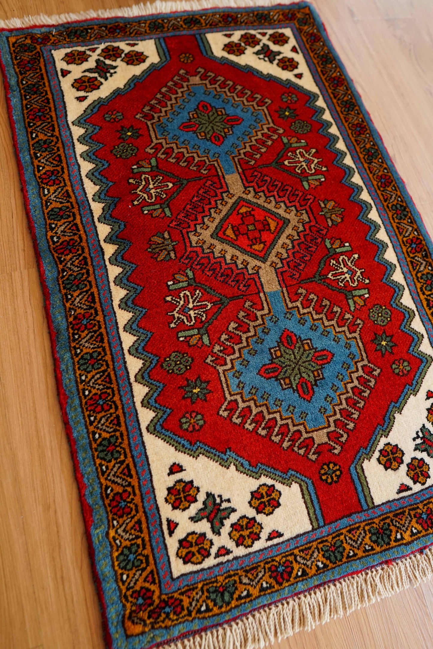  ペルシャ絨毯 ヤラメ97×63cm