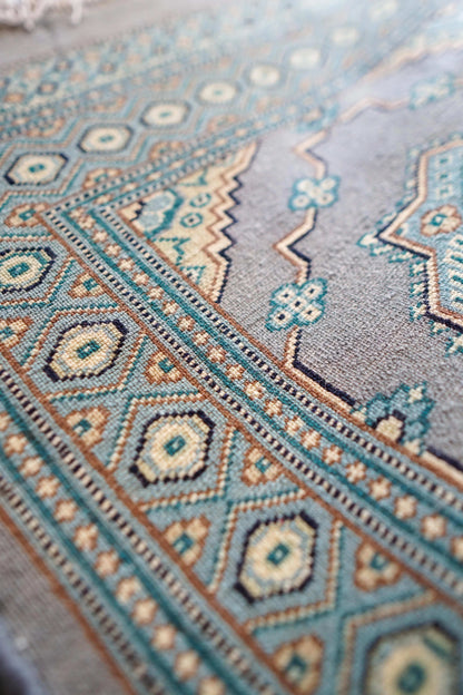  パキスタン手織り絨毯 121×76cm｜ニュージーランド産ウーステッドウール使用・高密度織り