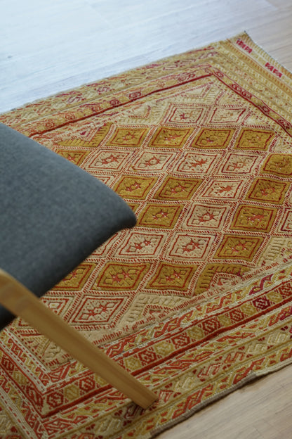 Collection アフガン手織りマシュワニキリム 121×94cm