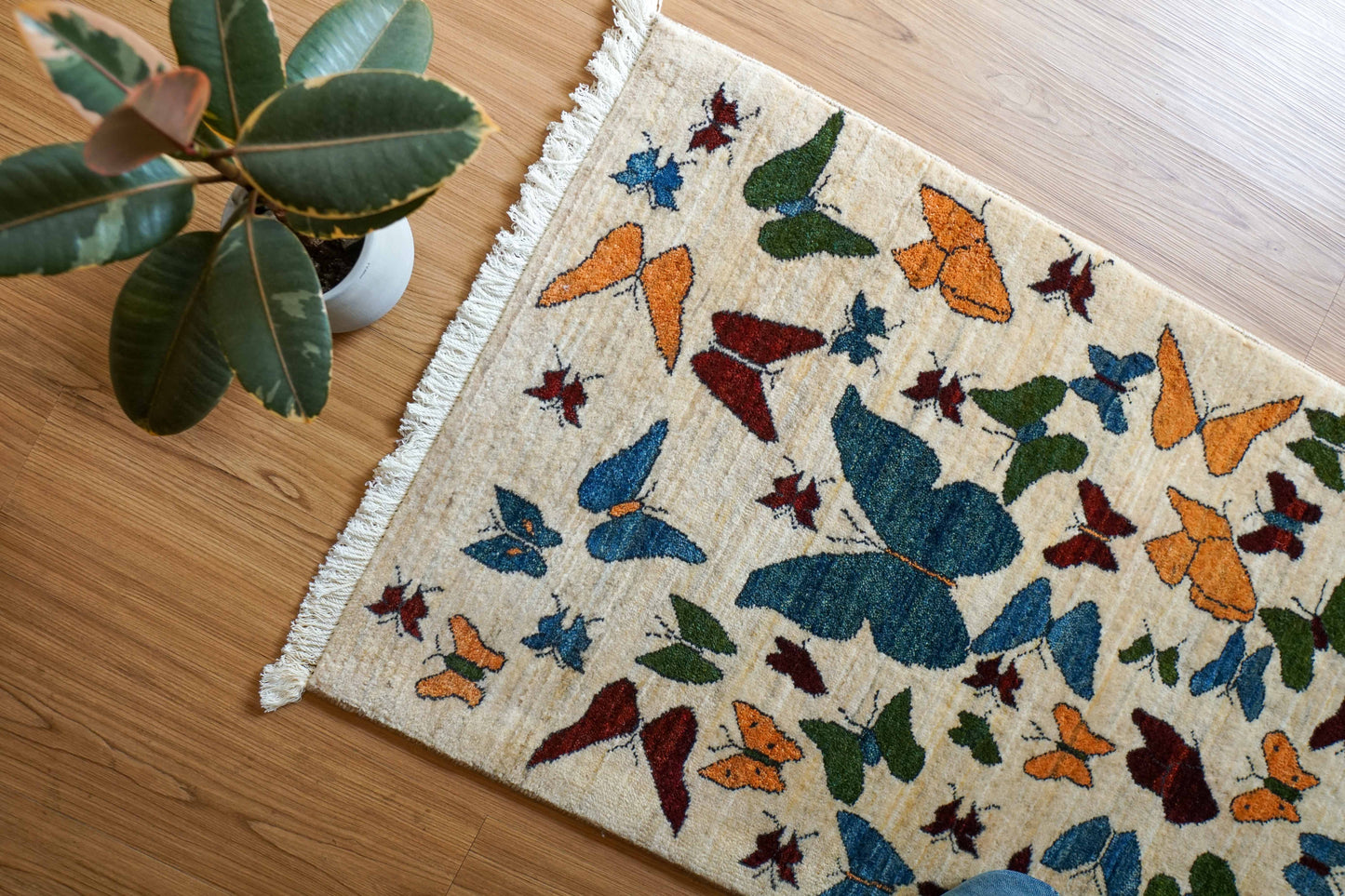  手織りペルシャ絨毯 ギャッベ リズバフト（カシュクリ）87×61cm｜蝶文様｜イラン製
