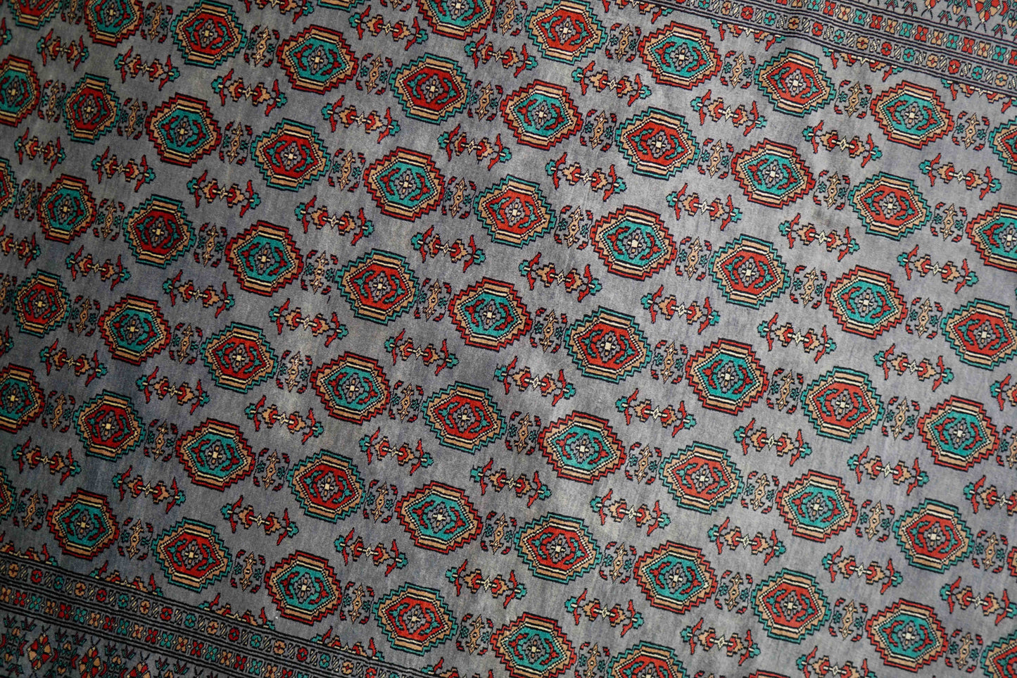 パキスタン手織り絨毯 239×155cm