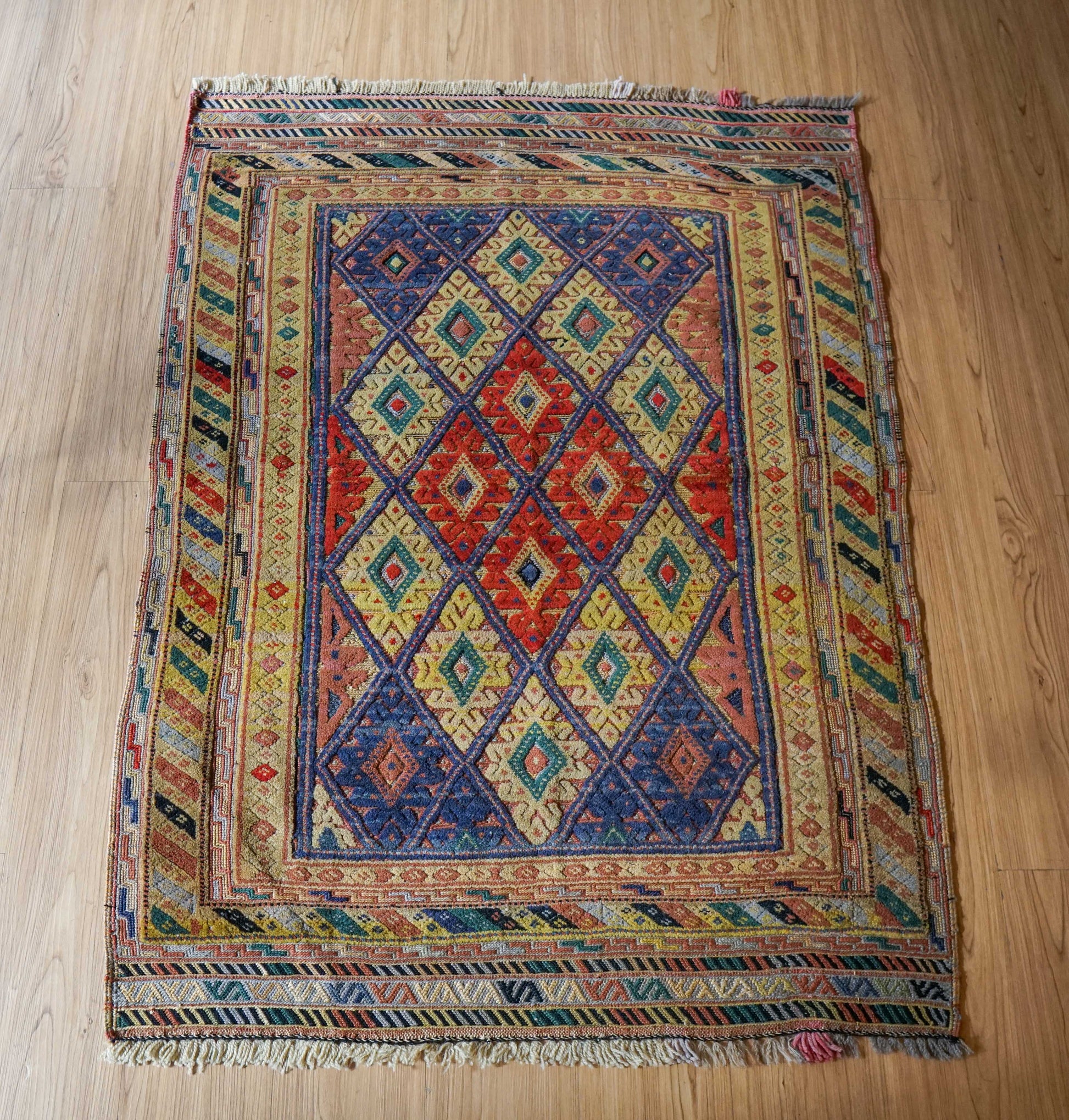  手織り マシュワニ キリム126×93cm　