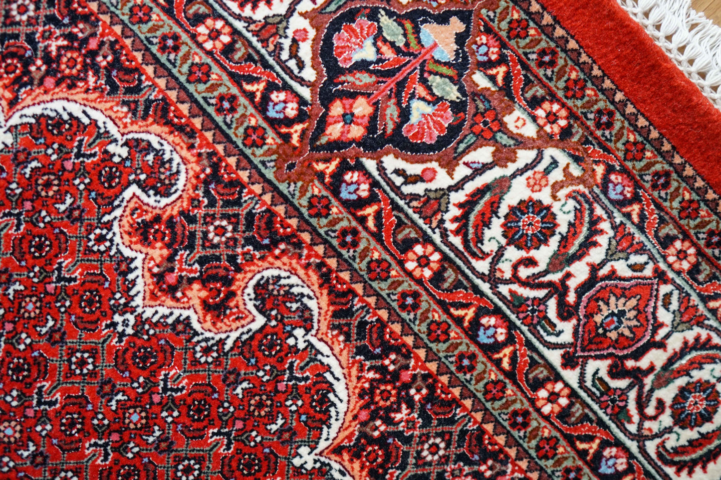 ペルシャ絨毯 ビジャール産 228×152cm ビジャー｜高品質タカーブ織り マヒデザイン メリノウール 手織りラグ